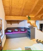 GelbesHaus.webp