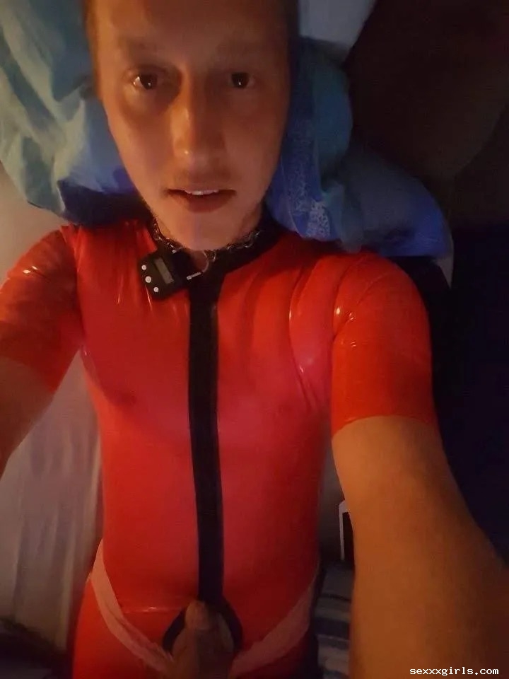 Fetisch Gummi Latex dwt  hure Benjamin Fiegl aus N