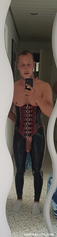 Latex Sperma nutte sex ohne Kondom Benjamin Fiegl 